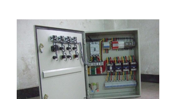 在夏季配電箱溫度過(guò)高該如何處理